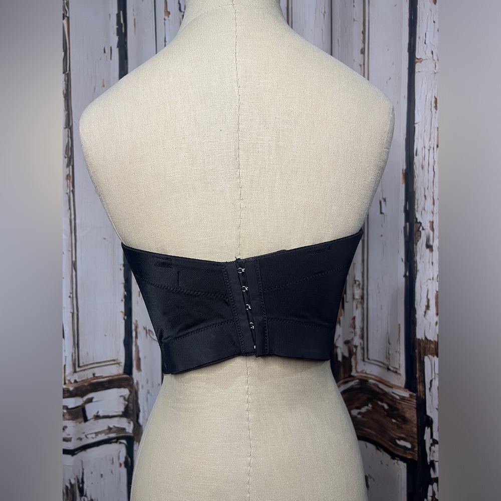Oh yes Metallic Studded Crop Top - Picture 5 of 7